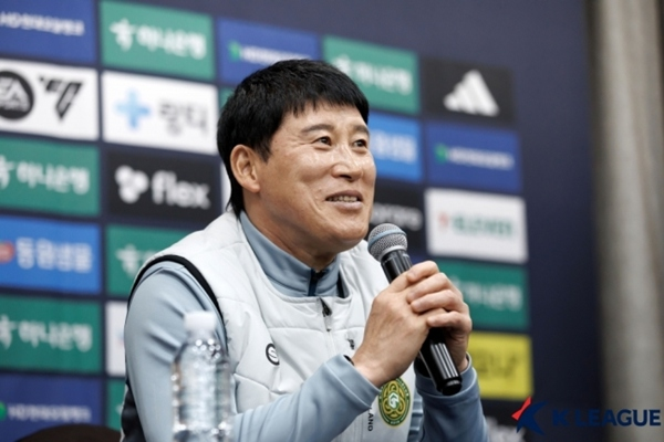 고정운 감독 \"전력강화위, 활발하게 의견 나누며 감독 선임 작업 중\"
